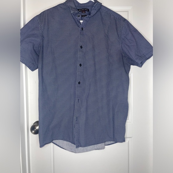 Men’s Classic Fit XL Michael Kors Navy Short Sleeve Button Up‎ - Picture 1 of 6